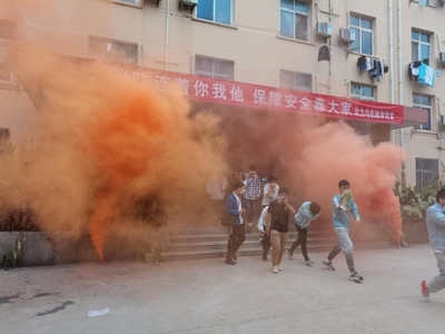 消防連接你我他，安全同行靠大家——?jiǎng)恿εc機(jī)械學(xué)院2021級(jí)11月消防演練側(cè)記